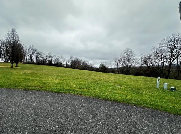 Misty Hills Dr, PRINCETON, WV 24740