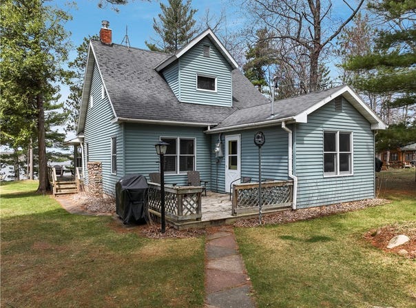 15470w Victory Heights Circle, Stone Lake, WI 54876