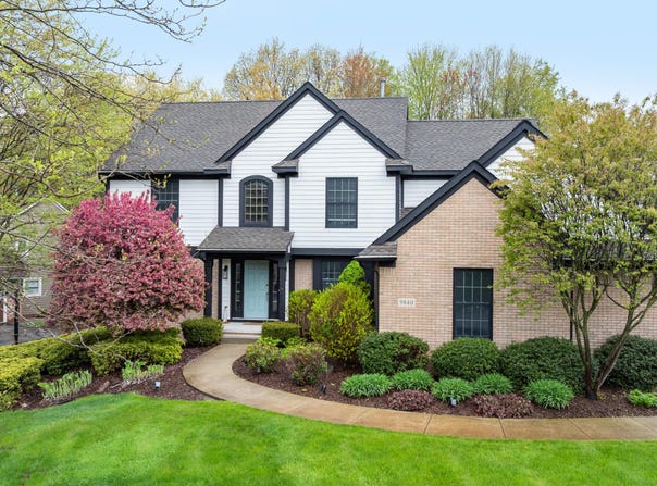 9840 Oak Valley Drive, Clarkston, MI 48348