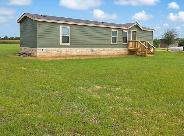2330 Allison Rd, Martindale, TX 78655