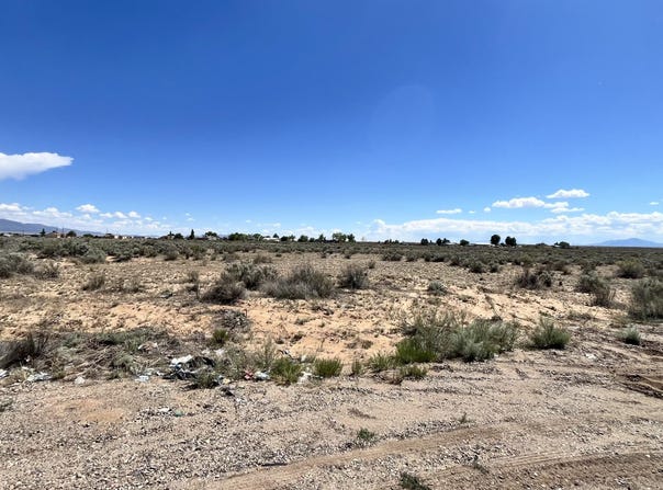 BLOCK 3 TRACT: 12 UNIT 6, Los Lunas, NM 87031