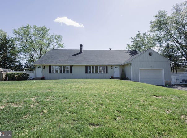 5143 VENICE AVENUE, HAMMONTON, NJ 08037