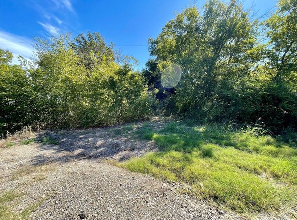 406 State Highway 24, Commerce, TX 75428