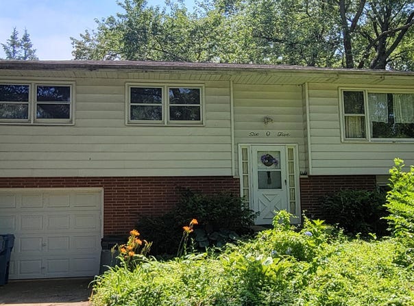 605 Jefferson Avenue, Chesterton, IN 46304