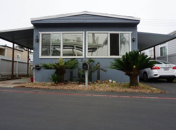6550 Ponto Dr, Carlsbad, CA 92011