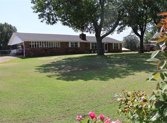 37280 Morris Creek, Howe, OK 74940