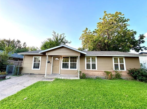 1107 Calle Real, Mesquite, TX 75149