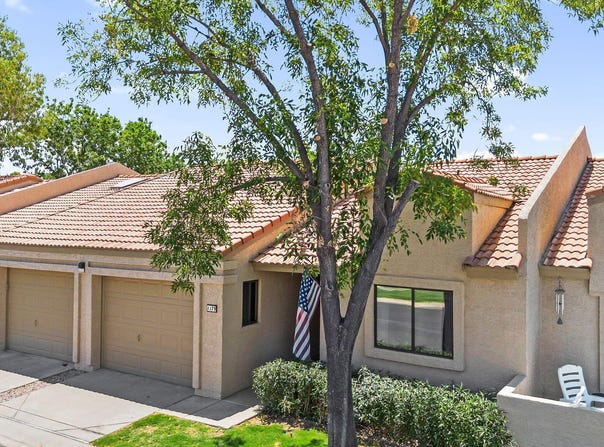 1021 S GREENFIELD Road, Mesa, AZ 85206
