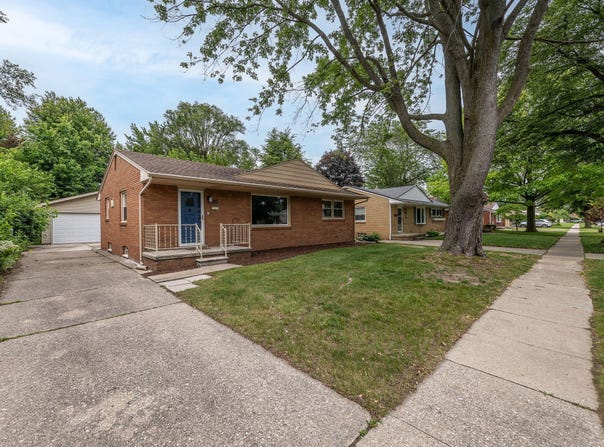 958 Western Avenue, Monroe, MI 48161