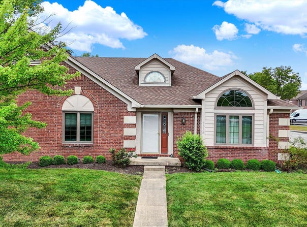 1638 Library Boulevard, Greenwood, IN 46142