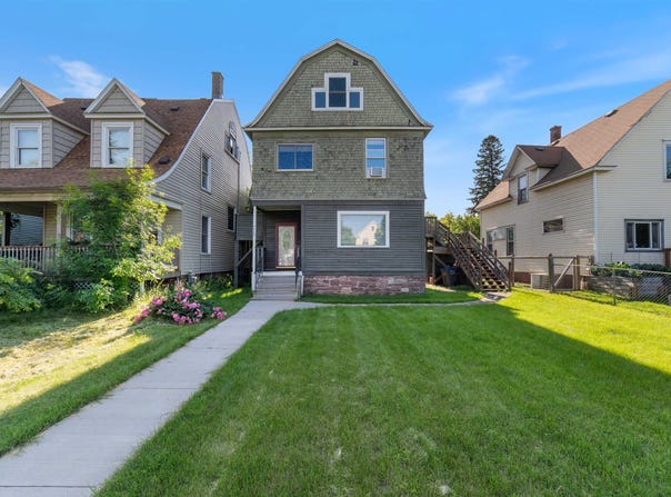 1117 Hammond Ave, Superior, WI 54880