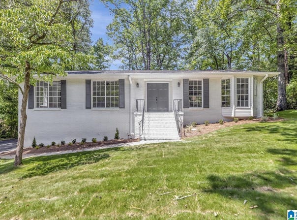 1036 MELISSA CIRCLE, LEEDS, AL 35094