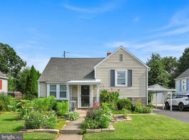 739 PRIORITY ROAD, YORK, PA 17404