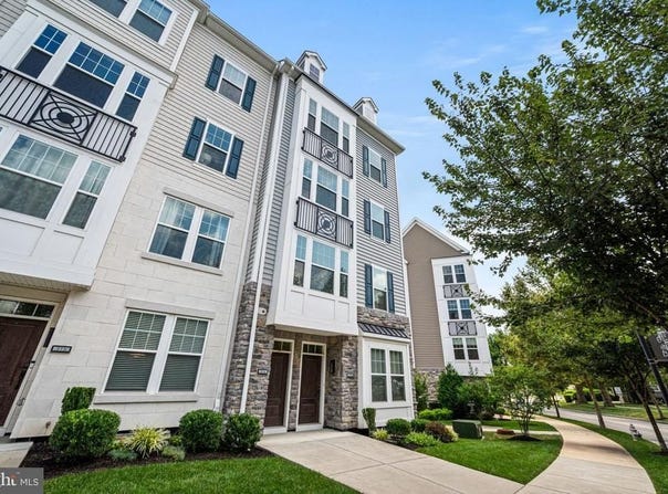 214 CHARLES ELLIS DRIVE, NEWTOWN SQUARE, PA 19073