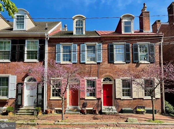 13 THE STRAND, NEW CASTLE, DE 19720