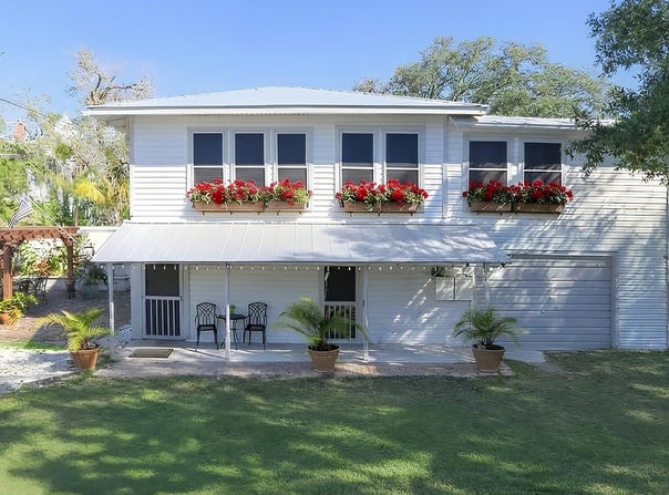 249 Charlotte St, St Augustine, FL 32084
