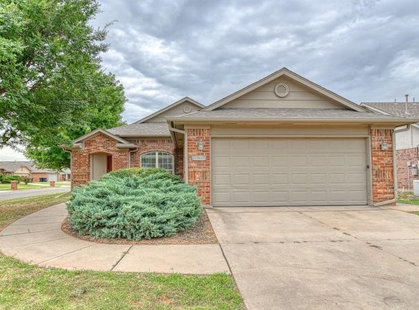 13300 SW 2nd Terrace, Yukon, OK 73099