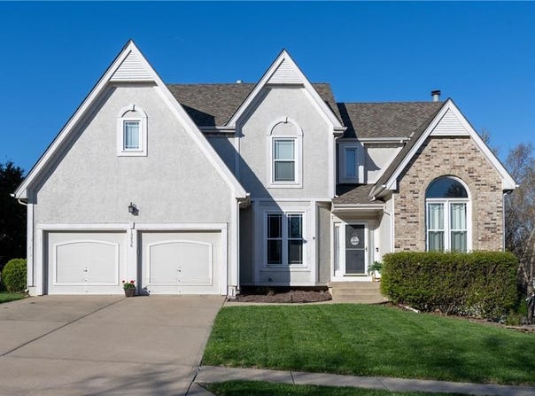 13836 Craig Street, Overland Park, KS 66223