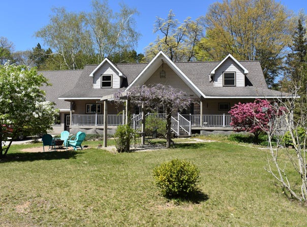 226 N 176th Avenue, Walkerville, MI 49459