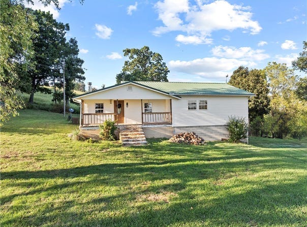 9127 NC 3700, Marble Falls, AR 72648