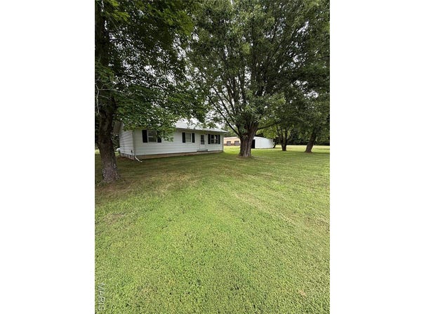 35930 Monroe Road 670, Perry, MO 63462