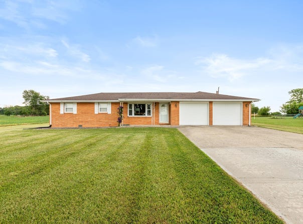 3462 N County Rd 300 W, New Castle, IN 47362