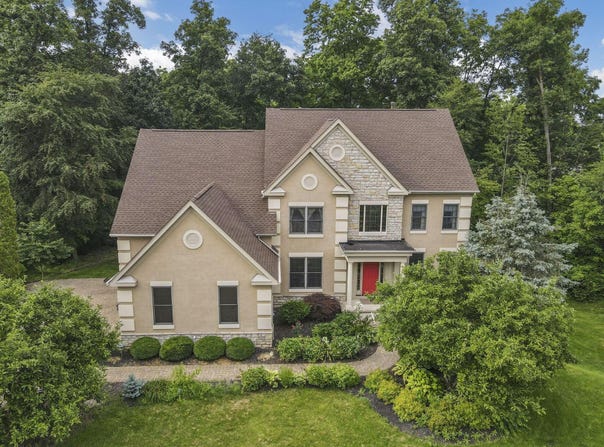 2773 Eleanor Way, Lewis Center, OH 43035