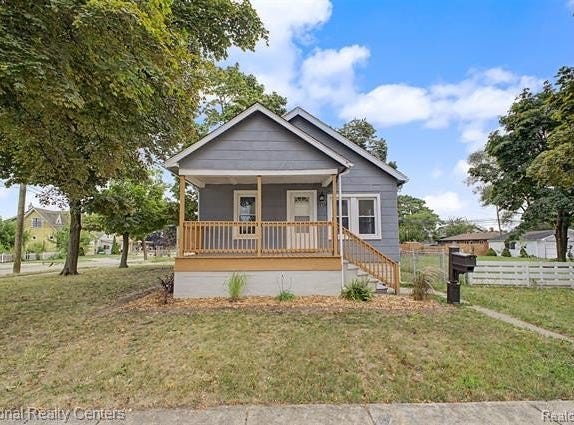 1759 Howard Street, Lincoln Park, MI 48146