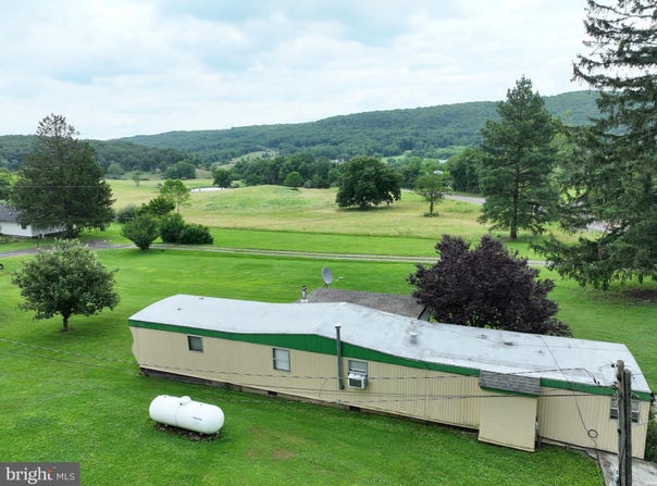 6208 NORTHWESTERN PIKE, AUGUSTA, WV 26704