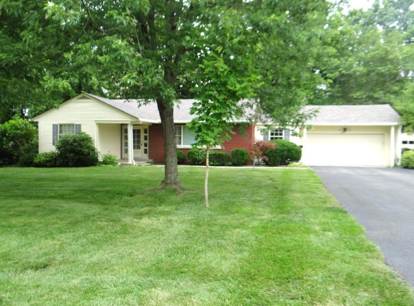 444 Pleasantwood Drive, Danville, KY 40422