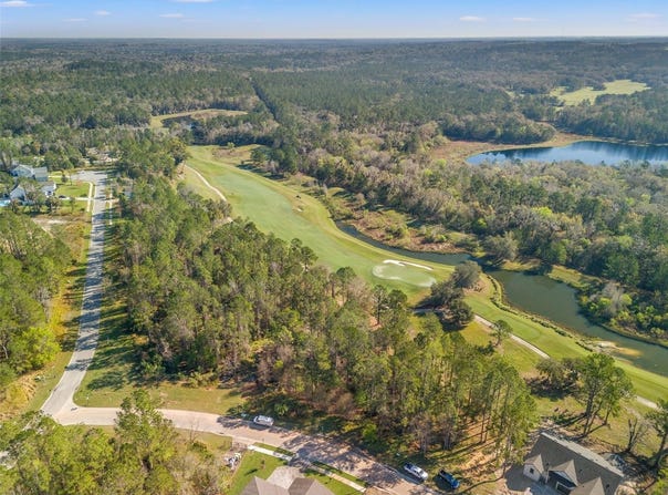 3897 SOUTHERN VALLEY LOOP, BROOKSVILLE, FL 34601