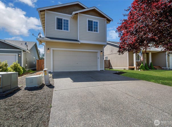 20610 6TH Avenue Ct E, Spanaway, WA 98387
