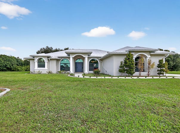 5890 NE 56th Parkway, Okeechobee, FL 34972