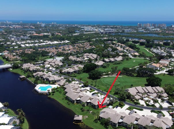 16997 Waterbend Drive, Jupiter, FL 33477
