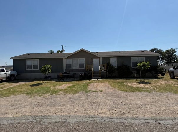 618 S Spruce St., Kermit, TX 79745