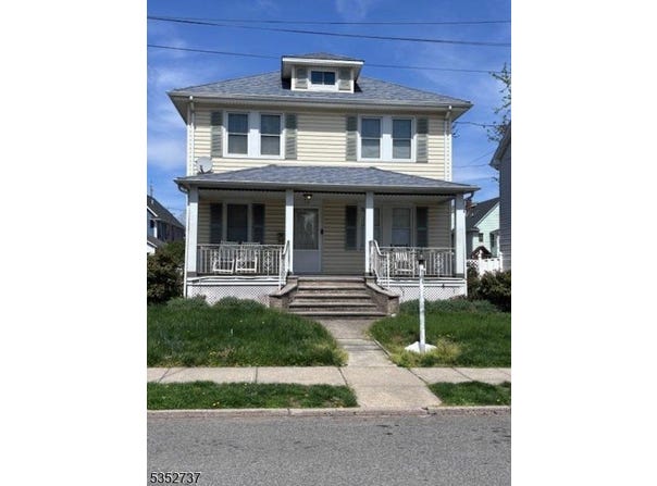 144 Marietta Ave, Passaic City, NJ 07055-4404