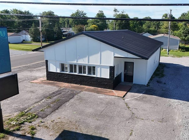 1400 W Main St, Fairfield, IL 62837