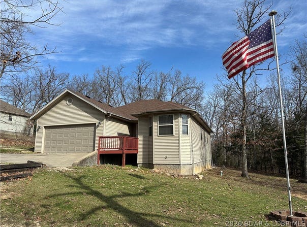 103 Hazelwood Terrace, Camdenton, MO 65020