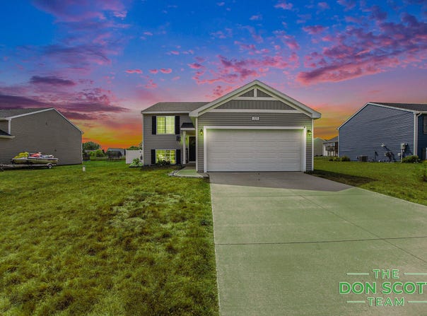 227 Sweet Meadow Drive, Kent City, MI 49330
