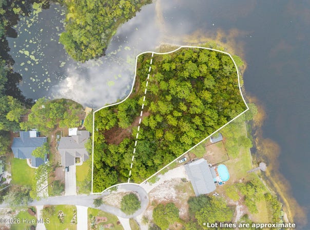 4 Pike Road lot: 4&5, Boiling Spring Lakes, NC 28461