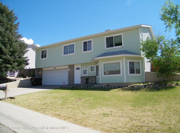1558 E 12th Street, Rifle, CO 81650