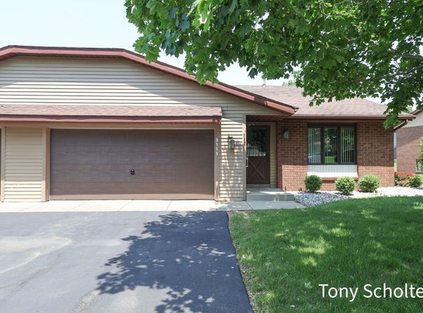 3111 Beechridge Drive, Hudsonville, MI 49426