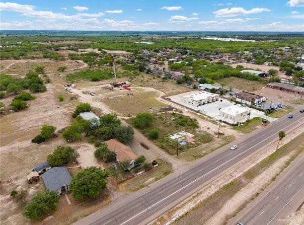 1420 Expressway 83 Highway, Penitas, TX 78576