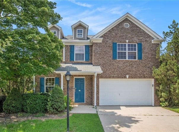 926 Hawthorn Lane, Grayson, GA 30017