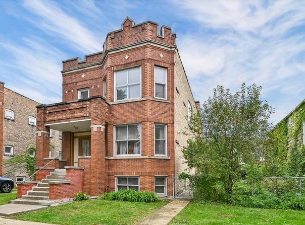 3327 N Hamlin Avenue, Chicago, IL 60618