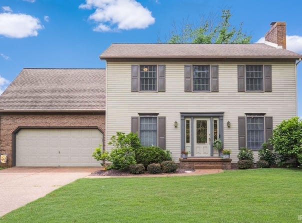 4899 Kenosha Drive, Newburgh, IN 47630