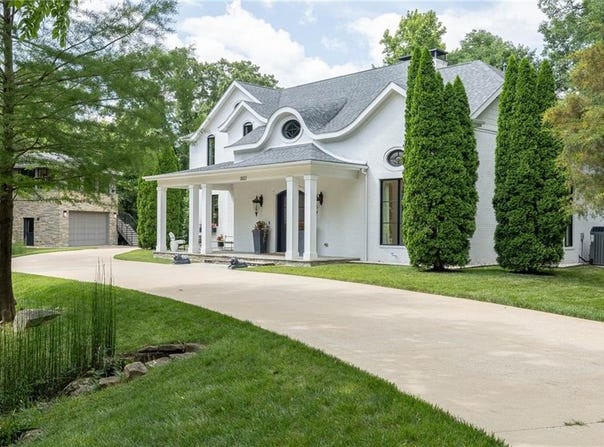 2022  W Osage  BND, Fayetteville, AR 72701