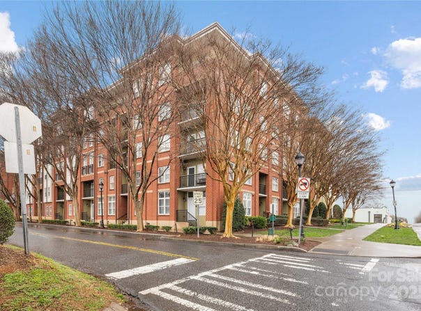 1320 Fillmore Street unit: 419, Charlotte, NC 28203