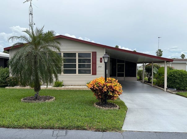 312 YELLOW WILLOW, SEBRING, FL 33876