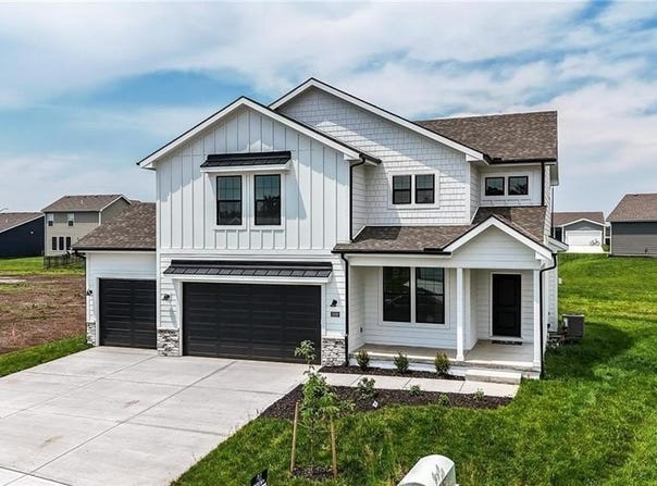3032 NW 95th Terrace, Kansas City, MO 64154